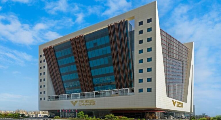  VIP HOTEL